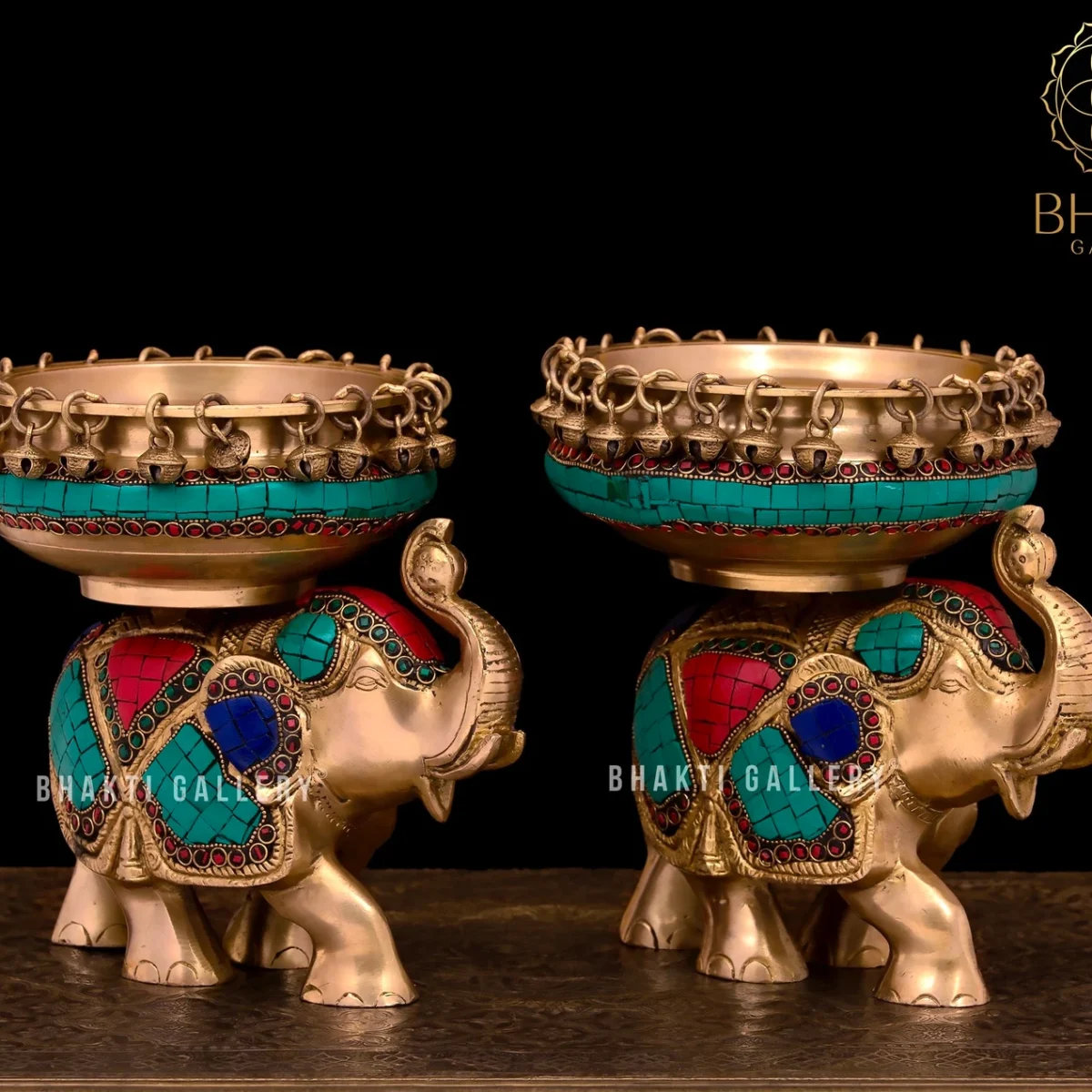 20 cm Brass Elephant Urli with Stonework – Decorative Uruli Bowl for Home Decor & Gifting